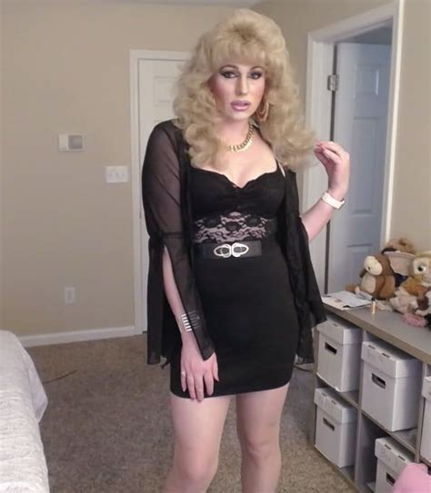 shemale tranny|Tranny Tube